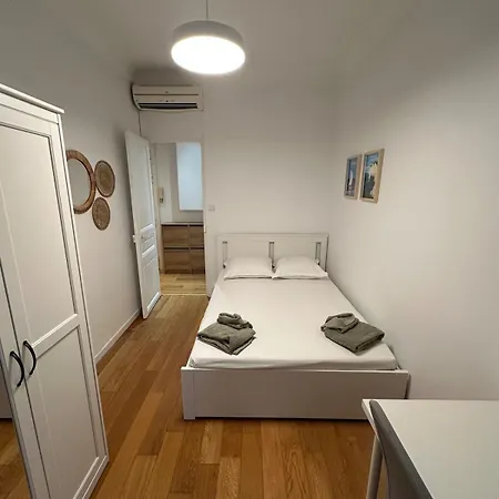 3 Bedroom Center Lejlighed *