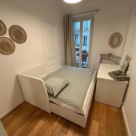 3 Bedroom Center Nice